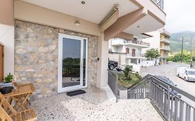 Veranda 2-Guest Apartment